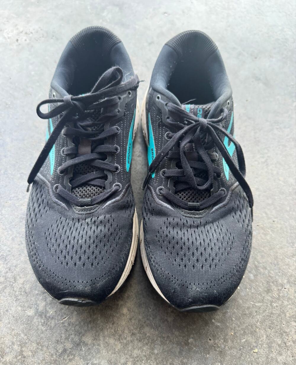 Brooks Ariel 20 Women's Running Shoes Size 10 B Black Blue Supportive Orthopedic